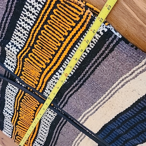 VTG Serape Poncho Wool Blanket Vest with Fringe. Western, Boho, Festival Pattern - Picture 11 of 11